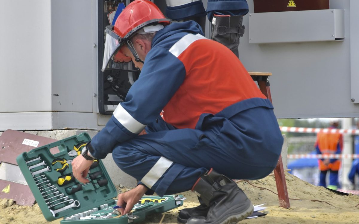 Year-Round Operation & Maintenance — Solar, Power, Lifts, Fire Alarms & HVAC